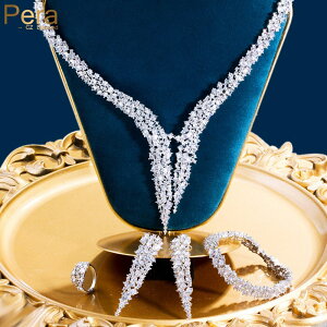 【送料無料】 ペンダント ピアス 指輪 リング ブレスレット ネックレス 白 ホワイト クリスタル ブライダル ロング レディース 素敵 CZ 4個 セット 結婚式 ウェディング ジュエリー アクセサ