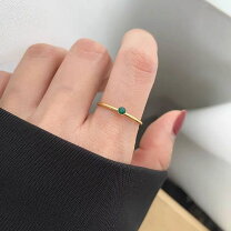 楽天市場】エメラルド リング（素材（貴金属）チタン）（ジュエリー 