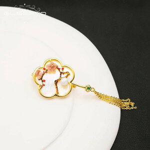【送料無料】 ブローチ ビンテージ フラワー プラント パール 植物 花 レディース かわいい 梅 ブロッサム 淡水 花束 結婚式 ウェディング パーティ ピン ギフト