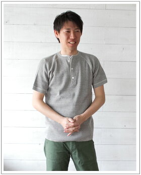 ヘンリーネック半袖Tシャツ
