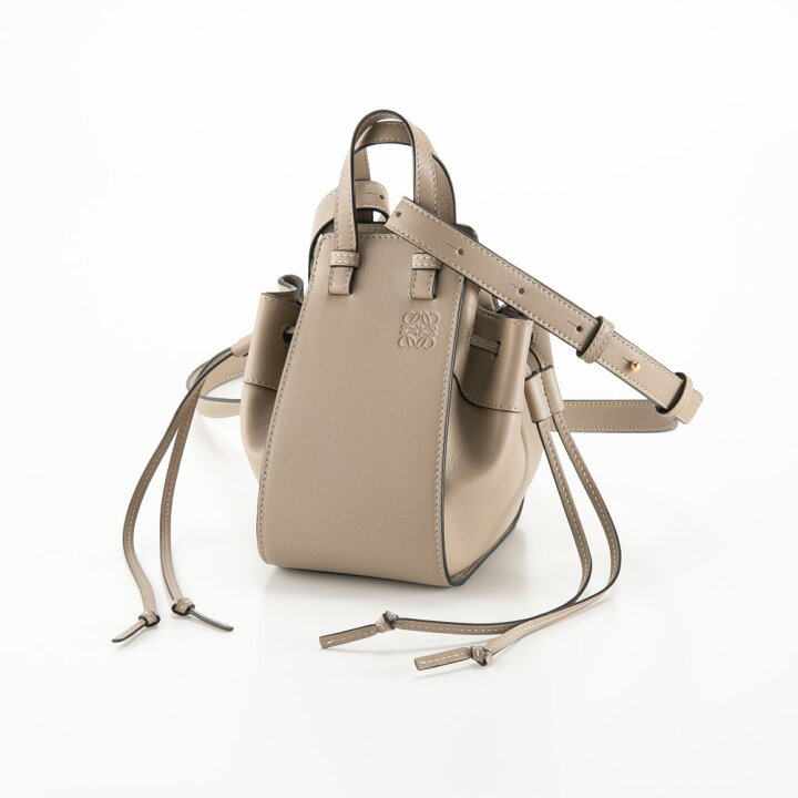 楽天市場】ロエベ LOEWE HAMMOCK DRAWSTRING MINI SD付き ハンドバッグ  