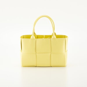 ボッテガ・ヴェネタ(BOTTEGA VENETA) イントレチャート(INTRECCIATO 