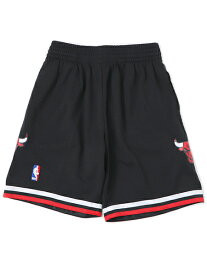 【送料無料】MITCHELL & NESS SWINGMAN SHORTS BULLS 1997-1998【SMSHAC18023-BLACK】