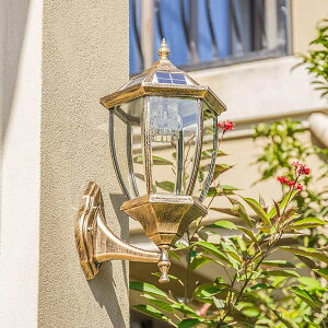 【PT10倍+10%OFFクーポン】ブラケットライト ウォールライト ソーラーウォールランプ 屋外ガーデン 防水 ソーラーライト 夜間自動点灯 屋外照明 北欧風 照明器具 玄関灯 壁掛け照明 屋外 庭 明