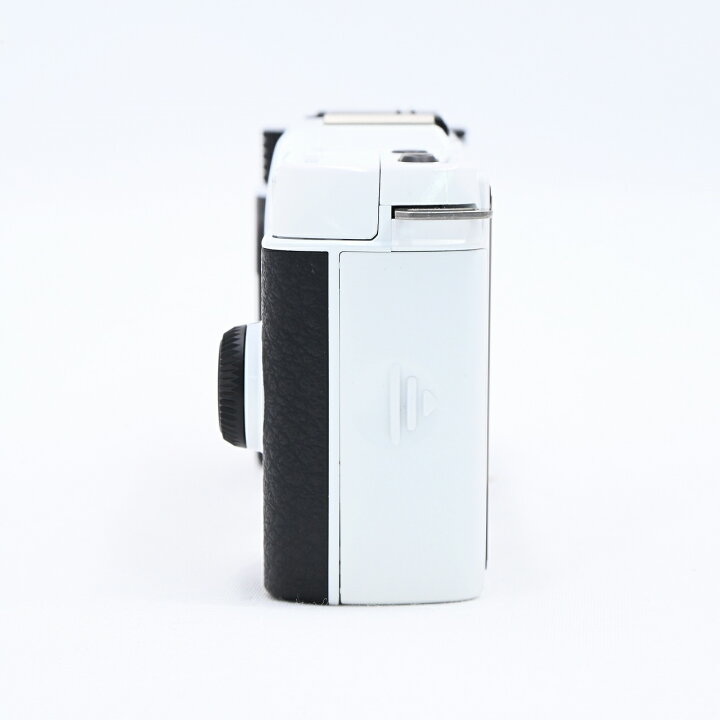 楽天市場】PENTAX ペンタックス Q10 ボディ ホワイト/ブラック ミラー  