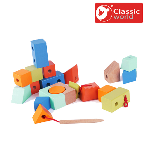 三角 四角 台形などさまざまな形のひも通し 正規品 Classic クラシック ブロック 低廉 ビーズ 本日限定 1歳 ひもとおし 知育玩具 木のおもちゃ ひも通し 赤ちゃん あす楽対応 木製玩具
