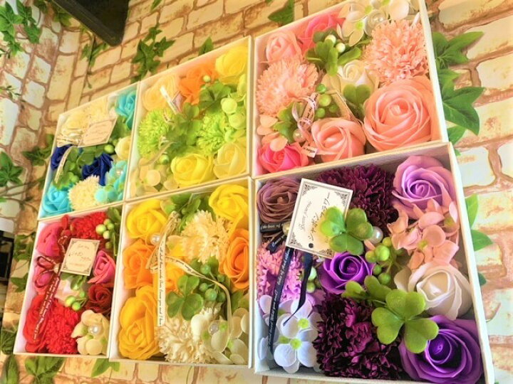 楽天市場 毎日が感謝フラワーday 枯れないお花を贈ろう 母の日 母の日ギフト シャボンフラワー 薔薇 バラ お花 花 花束 ミニブーケ 造花 枯れない花 せっけん 石鹸 おしゃれ 可愛い ありがとう 感謝 お礼 退職 プレゼント ギフト プチギフト 即日発送 あす楽