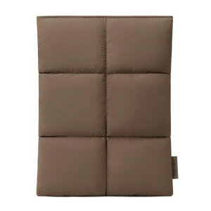 Comfyable Puffy �^�u���b�g�X���[�u 9-11�C���` 11�C���` iPad Pro M5 / iPad Air M4 2026 Magic Keyboard�Ή� �c�^ �L���e�B���O �p�t�@�[ �^�u���b�g�P�[�X �j�����p ���J�u���E��