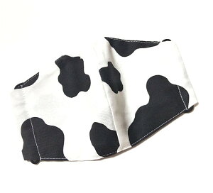 布マスク【うし柄 ホワイト×ブラック】プリント リバーシブル 日本製 かっこいい おしゃれ 洗える コットン生地 綿 布製 ハンドメイド 大人用 レディース メンズ マスクカバー 二重マスク