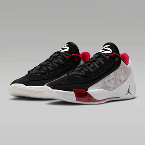 ジョーダン　JORDAN ルカ .77 PF 26cm 美品 ジョーダン JORDAN ルカ .77 PF 26cm 美品 - メルカリ