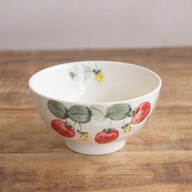 波佐見焼 イチゴ柄 手描き 茶碗 飯碗 ご飯茶碗 ボウル フルーツ柄 和食器 日本製