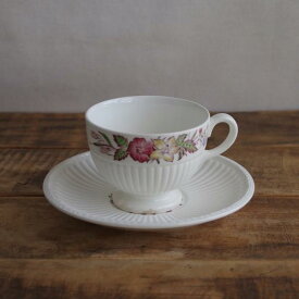 ウェッジウッド コーヒーカップ ソーサー 脚付き 薔薇 花柄 ヴィンテージ アンティーク 食器 陶器 #220730-5 【海外直輸入中古品】