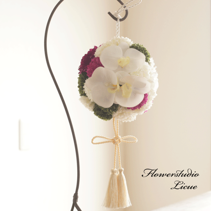 楽天市場】胡蝶蘭とダリアとマムのボールブーケ（白グリーン紫） 和風