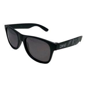 DANG(�_��) �T���O���X LOCO Black Matte with Beer x Black Smoke Polarized 2024�N���f�� vidg00475