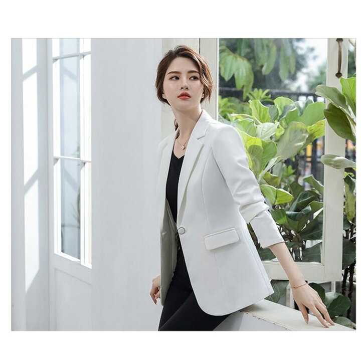 ショートジャケット スーツ ママスーツ ボタン 襟付き ショート丈 ブラック レディース 春服 長袖 テーラードジャケット ジャケット
