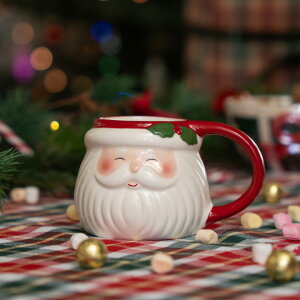 【フライングタイガー公式】マグ マグカップ サンタフェイス 380ml 10.4×8.7×14.5cm 赤白 陶器 電子レンジ 食洗機対応 クリスマス ホットチョコレート コーヒー 紅茶 北欧 ギフト テーブルウェア