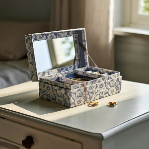 ytCO^CK[zWG[{bNX TCYFc7cm x 17cm x 11cm ANZT[{bNX  WG[[ f}[N ANZT[[ Mtg kG