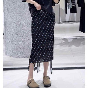 �X�J�[�g �􉽕� �v�����g �؂�ւ� �D��e�[�v �M���U�[ geometric print skirt geometric pattern print tape gather