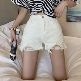 ショートパンツ レディース デニム ハイウエスト ダメージ加工 裾フリンジ ワイドシルエットジーンズジーパン短パンホットパンツシンプルベーシックスタンダード定番ナチュラルカジュアルおしゃれ大人かわいい普段使いお出かけ着回し無地女子会体型カバー