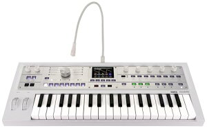 KORG(�R���O) �V���Z�T�C�U�[ microKORG 2 ����J���[/�A�i���O���f�����O/�{�R�[�_�[/�R���p�N�g/�J���[�E�f�B�X�v���C/�d�r�쓮��/37�� ���^���b�N�E�z���C�g MK-2 MWH