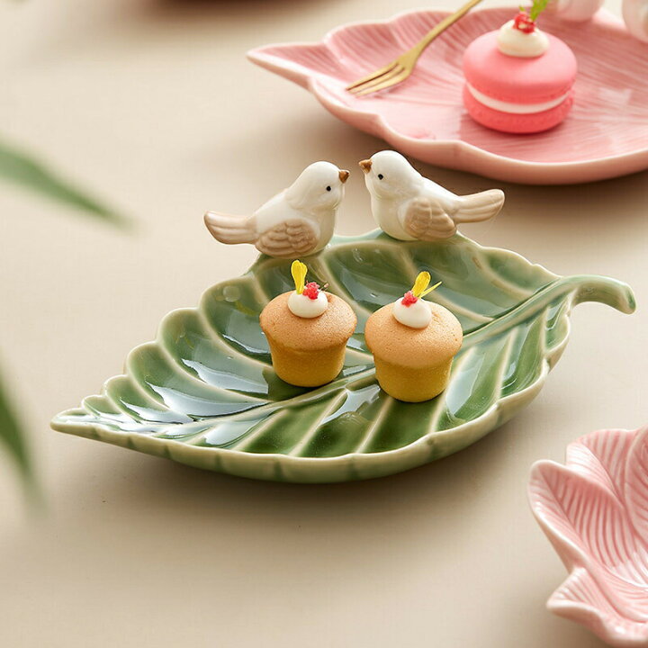楽天市場】お皿 おしゃれ かわいい 花と葉の模様 小鳥 立体 取り皿 