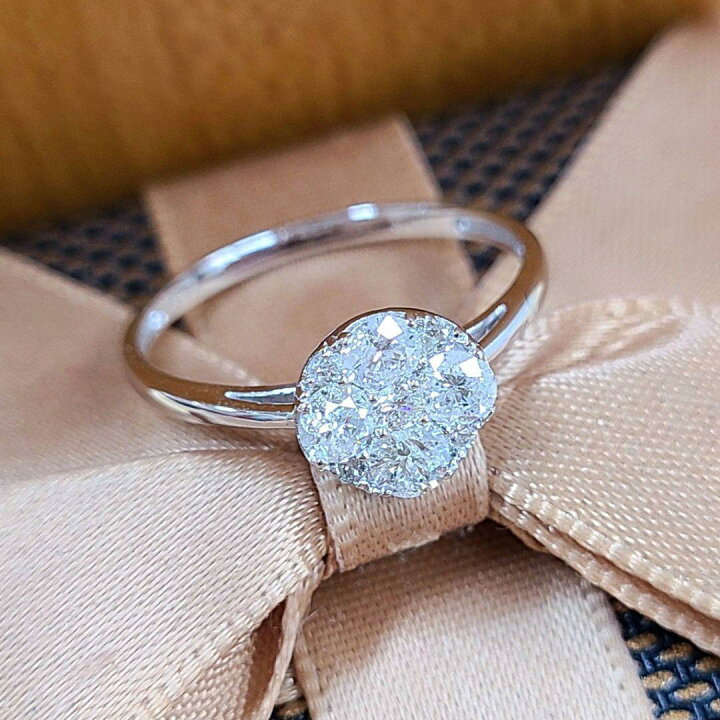 楽天市場】【鑑別書付】ギラギラ！まるで2ct！ 0.6ct ダイヤモンド K18 