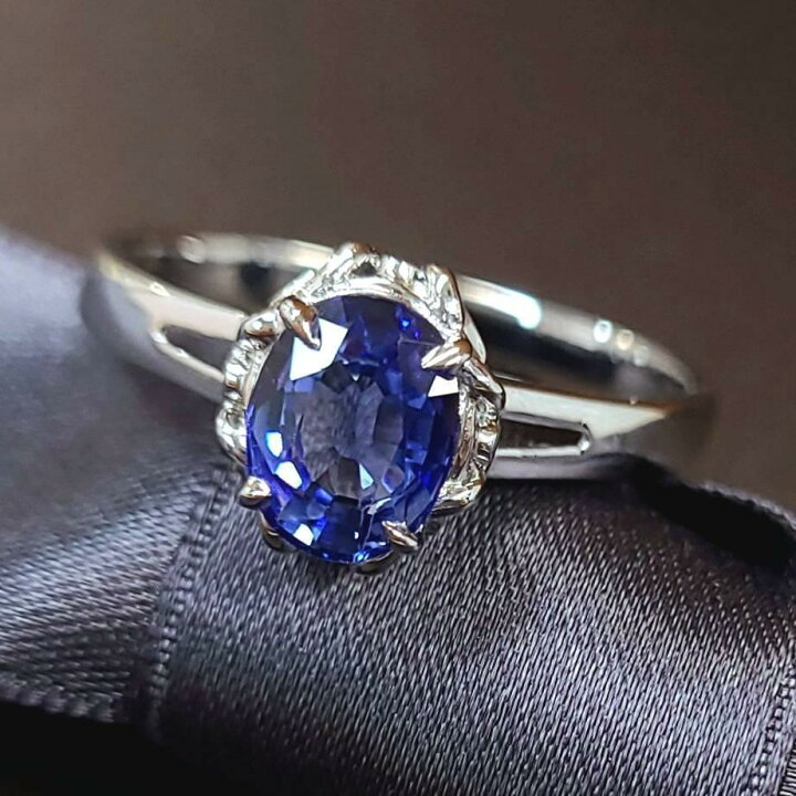 楽天市場】サファイア リング 大粒 1.194ct 鑑別書付 K18 ホワイト 