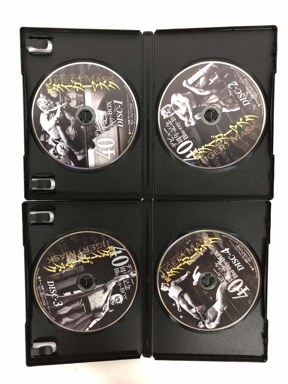 5割引以上販売 Blu-rayタイガーマスクデビュー40周年記念　Blu-ray BOX 本/CD/DVD収納