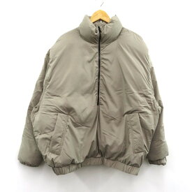 FOG / Fear Of God ESSENTIALS　HALF ZIP JACKET フィアオブゴッド エッセンシャルズ　ハーフジップ 中綿ジャケット デザートトープ 　サイズ：L【中古】【126 ストリート】【四日市 併売品】【126-240404-01VH】