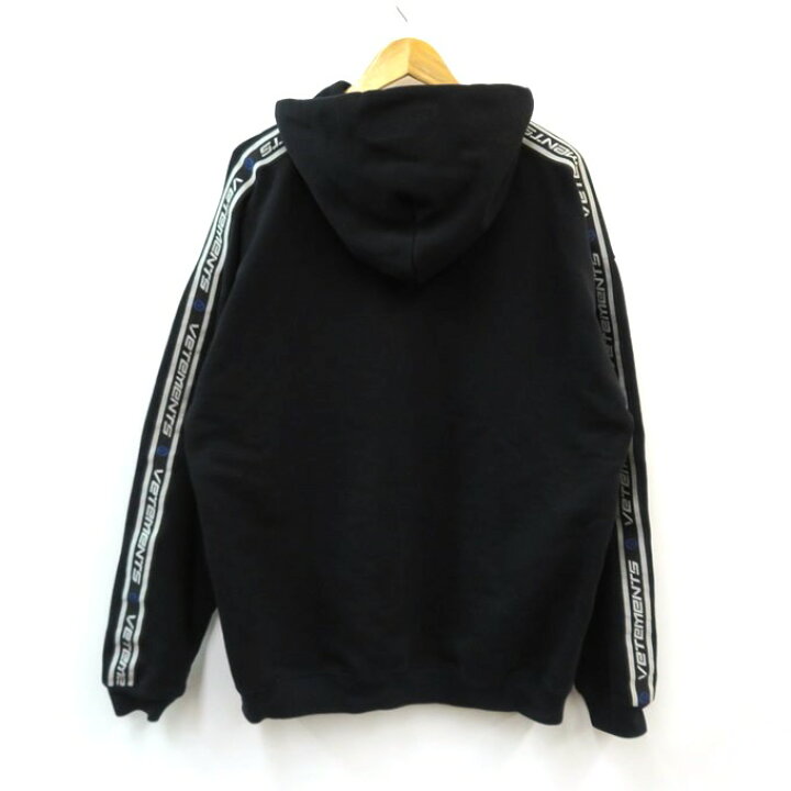 楽天市場】VETEMENTS（ヴェトモン） ロゴテープ プルオーバー パーカー 