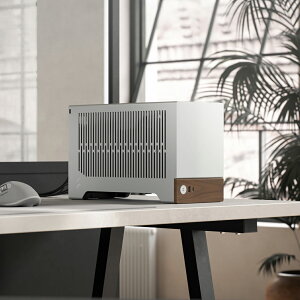 Fractal Design Terra Silver �~�jPC�P�[�X �V���o�[FD-C-TER1N-02