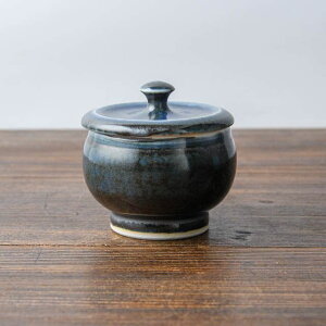 石飛勲 白磁工房 呉須蓋物 03