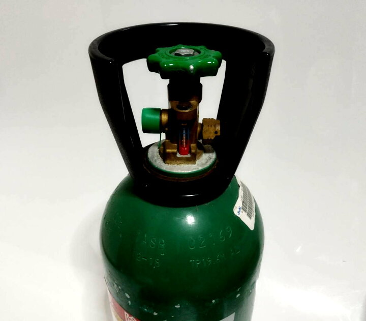 楽天市場】ミドボン 5キロ 炭酸ガスボンベ CO2 二酸化炭素 今だけ 