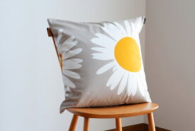 【SALE】クッションカバー アウリンゴンクッカ ベージュ×ホワイト 50×50cm（マリメッコ／marimekko）