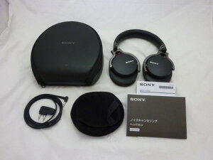 SONY ���^�m�C�Y�L�����Z�����O�w�b�h�z�� iPhone/iPod/iPad�Ή������R���E�}�C�N�t MDR-1RNC