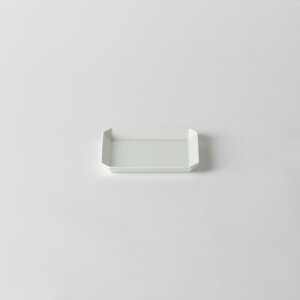 TY Square Plate 130 White H v[g M M M Mtg v[g a l M M V z CeA