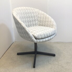 [中古]★モデルルーム展示品★【Minotti】ミノッティアームチェアパーソナルチェアファブリック回転椅子家具