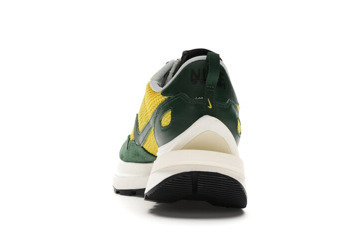 楽天市場】【今だけ500円割引クーポンあり!!】Nike サカイ × ナイキ 