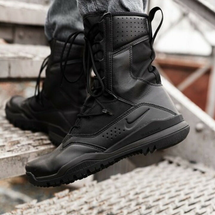 楽天市場】【今だけ500円割引クーポンあり!!】Nike Nike Special Field 