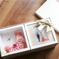 【名入れ】プリザーブドフラワー結婚祝い花時計両親名入れ還暦祝い女性母誕生日記念日祝い(フォトフレーム)(時計付き)|プレゼント結婚式写真立てメッセージ入りブリザードフラワー花置時計プリザードフラワー写真たてブリザ-ブドフラワー記念写真立て