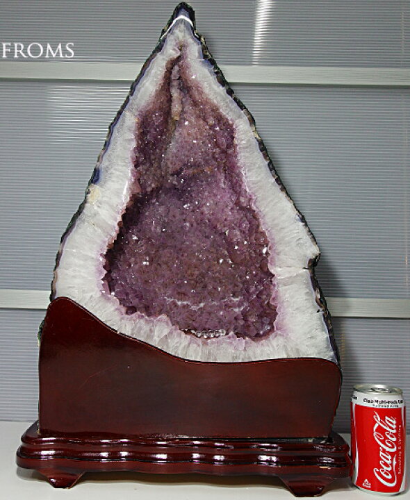 楽天市場】巨大 約47kg 紫水晶洞 アメジストドーム（ジオード）【送料 