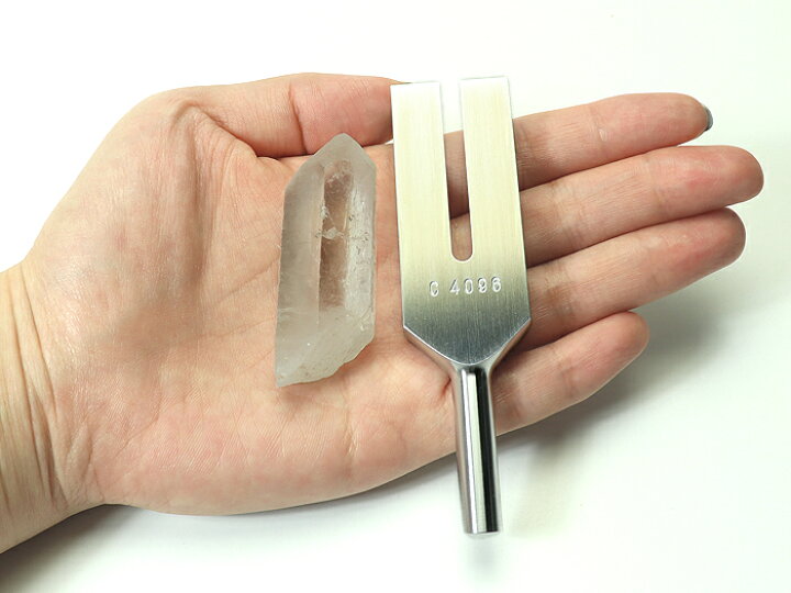 楽天市場】4096Hz クリスタル チューナー 浄化用 音叉（ヒマラヤ水晶 