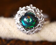 天然オパール ブラック プレシャス オパール 約0.95ct 7mm フラワー リング フリーサイズ 指輪 エチオピ…