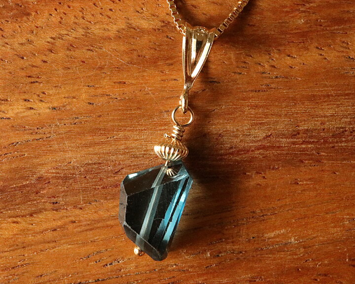楽天市場】14kgf 宝石質 ロンドン ブルートパーズ ペンダント 約20mm 