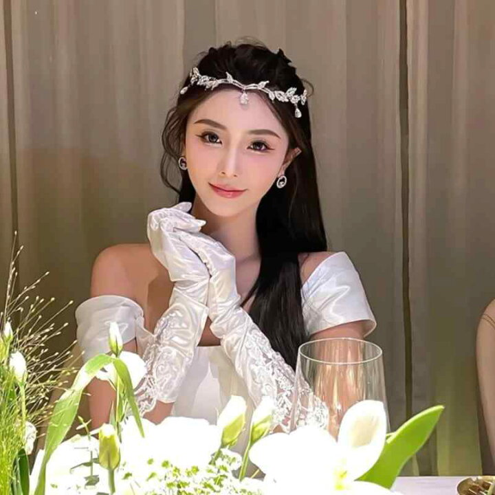 極美品】ヘアアクセサリー ヘッドドレス 結婚式花嫁サプライズ