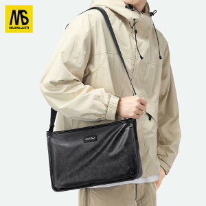 ショルダーバッグ メンズ 斜めがけ 肩掛け おしゃれ かっこいい 軽量 縦型 横型 防水 撥水 大容量 カジュアル PVC ファスナー ポケット マチ 長さ調節可能 メッセンジャー クロスボディ 鞄 レ