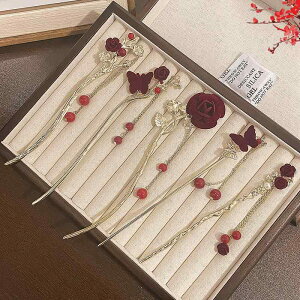 かんざし おしゃれ ヘアアクセサリー 簪 レディース 赤 花 中国風 結婚式 新娘 正月 伝統衣装用 揺れる ヘッドドレス