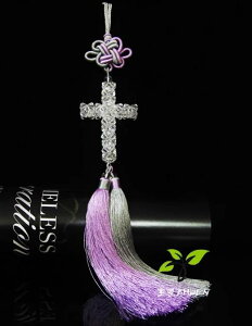 ルームミラー 飾り 車 十字架 クロス バックミラー 吊り下げ 揺れる キラキラ 装飾 クリスタル タッセル カーインテリア 小物 雑貨 おしゃれ 赤 白 青