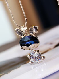 ロングネックレス レディース うさぎ 動物モチーフ クリスタル ラインストーン ペンダント セーターアクセサリー 秋冬 かわいい おしゃれ 日韓スタイル 普段使い