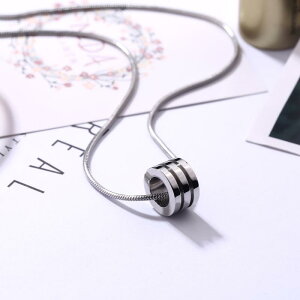 ネックレス メンズ レディース チタン鋼 シンプル ペンダント ストリート ヒップホップ ショートネックレス スネークチェーン カップル ペア アクセサリー ジュエリー